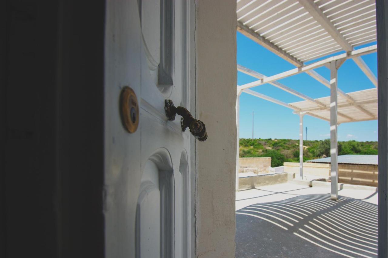 Masseria La Scalella - Fortificato Manduria Esterno foto